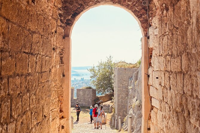 2 Day Pass with Sightseeing Bus - Meeting at Apodos Travel Agency, Then Getting Moving at 8:30