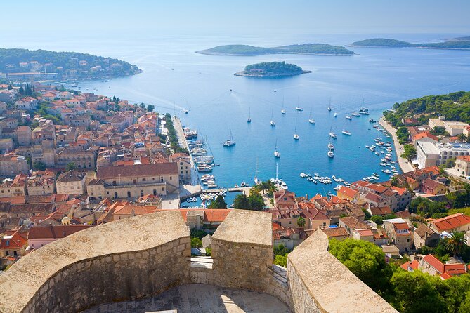 4 Islands Tour from Split to Zlatni Rat, Hvar & Pakleni Islands - The 40-Minute Finish in Stomorska on Šolta