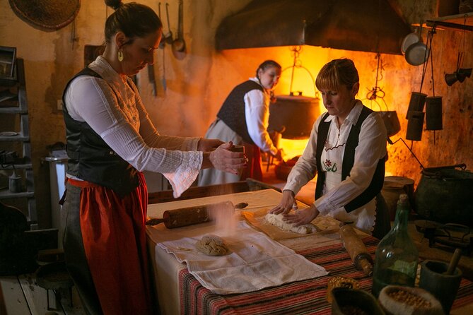 Back to the Roots - Ancient Island Interactive Experience - Meeting Point in Vrisnik: what it means for your day