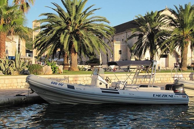 Blue and Green Cave Speedboat Excursion from Hvar Town - Stop 5: Pakleni Islands, 2 hours of island-hopping water time