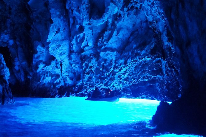 Blue cave and Hvar - 5 Islands speedboat tour from Split - Key points before you pick this speedboat