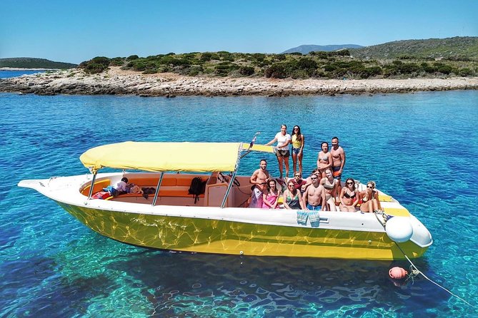 Blue Cave and Hvar Boat Tour: Small-Group from Split or Brac - Komiža on Vis: a proper island-town break