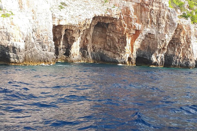 Blue Cave and Hvar island - five island tour from Split - Snorkeling gear, water, and safety gear: the practical inclusions