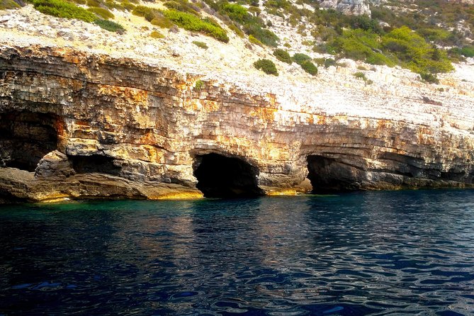 Blue Cave & Hvar : Five Islands Private Speedboat tour - Pakleni Islands and Hvar: Beaches, Coves, and the Port Town Feel