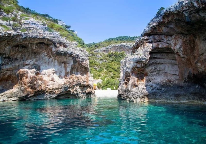 Blue Cave & Island-Hopping Tour with Snorkeling from Split - Budikovac Blue Lagoon (Veliki Budikovac): where snorkeling time matters