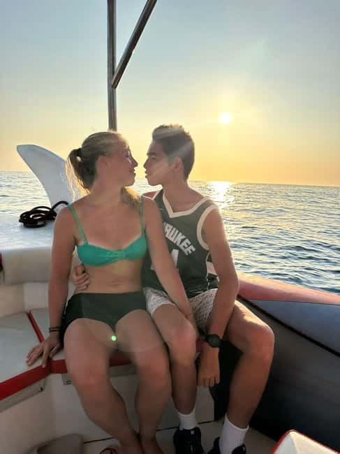 Blue Cave & Island Treasures: Komiža & 5 Gems Boat Tour - Komiža on Vis: Fishing Town Vibes and a Proper Break