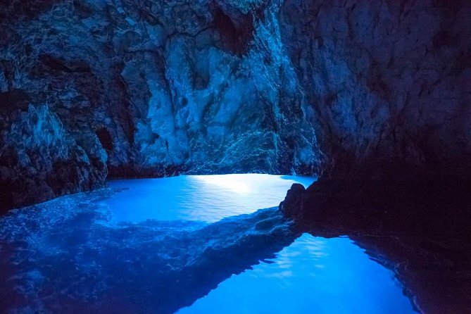 Blue Cave & Pakleni islands Private Tour - Timing, meeting point, and why the skipper matters