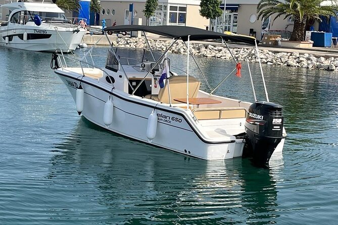 BLUE LAGON & 3 islands full day private speedboat tour - Solta and Necujam: calm bay snorkeling and a shipwreck encounter