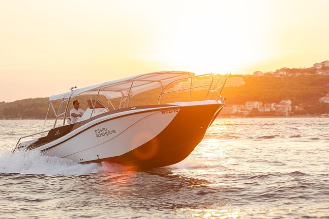 Blue Lagoon and 3 Islands Half Day Tour by Speed Boat - Trogir - Meet at Kamerlengo Castle, then you are out to the islands
