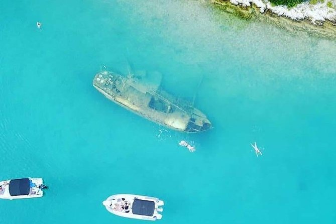 Blue Lagoon and Solta Island from Split-Private Tour - Stop 4: Maslinica on Solta, fishermen vibes, and the Martinis Marchi castle area