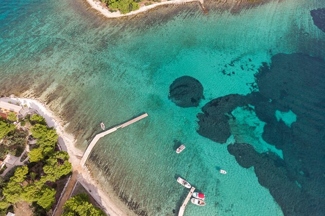 Blue Lagoon and Šolta Island Private Speedboat Tour - Blue Lagoon and Krknjasi Bay: 90 minutes that actually work for swimming