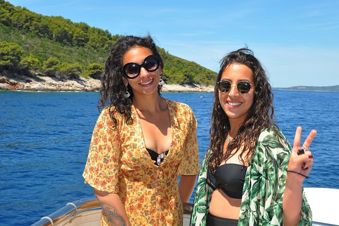Blue Lagoon Private Tour from Trogir - LUNCH IN THE RESTAURANT INCLUDED - Blue Lagoon for 3 hours: the snorkeling and lunch combo that works