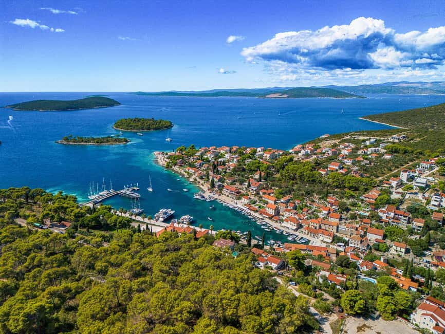 Blue Lagoon & Šolta Small-Group Boat Tour from Split - Key points that make this tour work