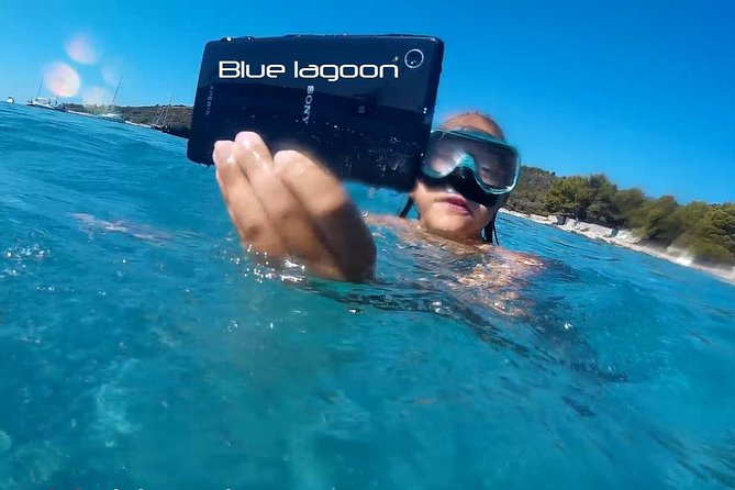 Blue Lagoon & three islands: 5 hours half day relax tour - Entering Trogir: 30 minutes of old-town strolling