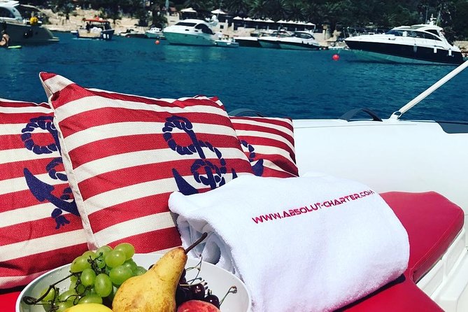 Boat Private Day Tour to Hvar and Pakleni Islands from Split - Price and what you really get for a group of up to 11