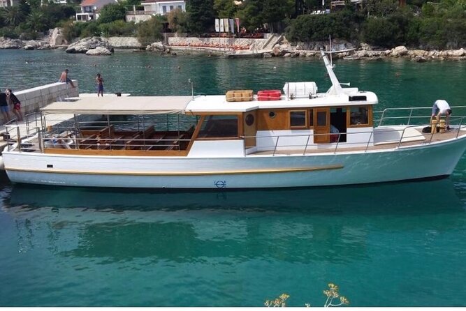 Boat Tour at Delfina Hvar - Getting On Board at Riva 5, and What That Means for Your Day