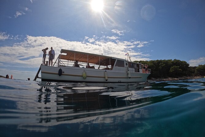 Boat Tour at Delfina Hvar - Crowds, Boat Size, and Why Some Days Feel Better Than Others