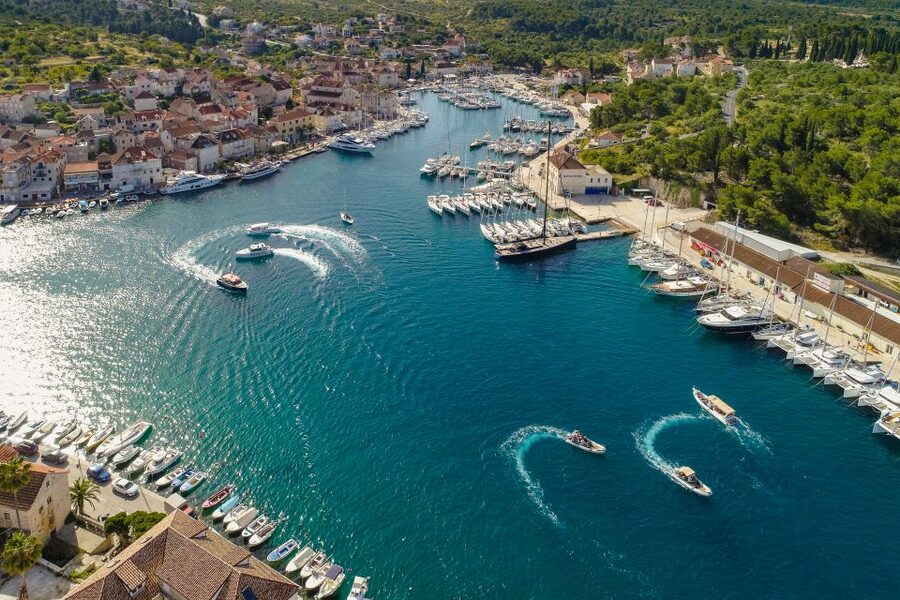 Brač: Blue Cave Island Hopping Luxury Tour - Price and value: what $192 buys you