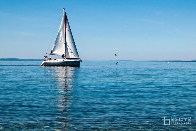Brac Island One-Day Trip with the Sailboat Nana - Private Tour - Food and drinks: homemade lunch at the right moment