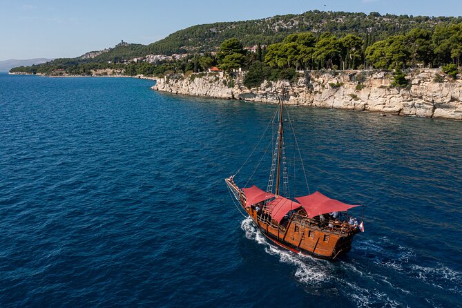 Columbo's Pirate Ship "Santa Maria" - Split Panoramic & Sunset Tour - Riva Harbor and Diocletian’s Palace facades, seen from the water