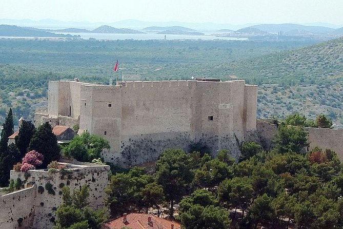 Daily or night walking tour through Medieval Šibenik - St. Duha on Dinko Zavorović Square and the “bells on Dec 17-18” tradition