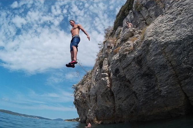 Deep Water Solo and Cliff Jumping Tour in Split - Climbing, Overhangs, and the Moment You Return to Water