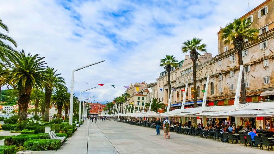 Discover The Old Town Split 1.5h walking Small group tour - Who should book this tour, and who should skip it