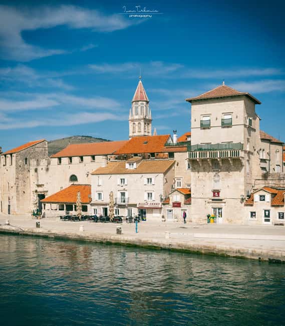 Discover Trogir: Guided Walking Tour of a Medieval Gem - The 90-minute structure that keeps you from feeling rushed