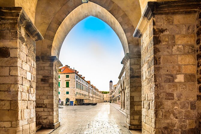 Dubrovnik full-day guided tour from Split - Fort Lovrijenac, Dubrovnik’s Gibraltar, and the power of position