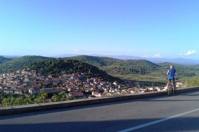 Electric bike - day rentals Split, Sinj - Your e-bike day plan in Split: city sights, coastline time, and hill riding that does not ruin your mood