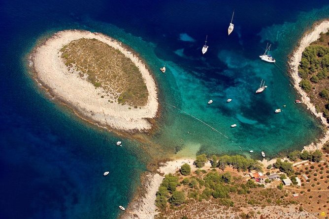 Exclusive Private Tour: Red Rocks & Pakleni Islands - Lunch Plans: What You Can Expect When Food Is Not Included
