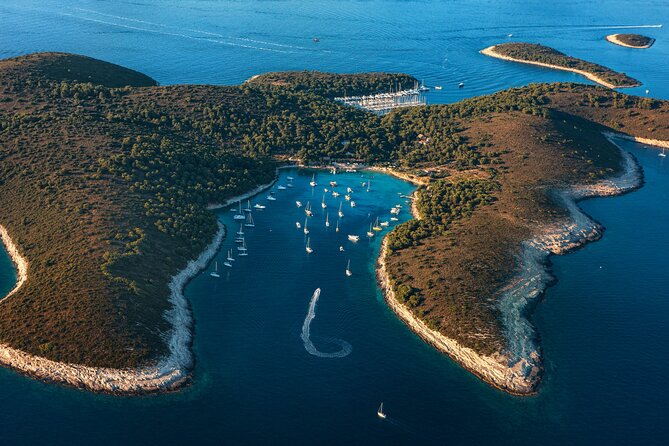 Explore Hvar, Brac and Solta on the Private Boat Trip - Unique Experience - Hvar Town and Fortica: sightseeing with a payoff view