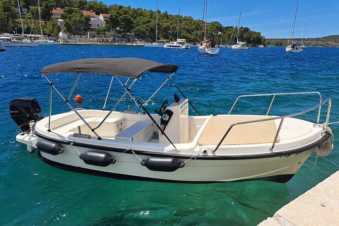 Explore the West coast of the island Brac by BETINA boat - Key highlights to know before you go