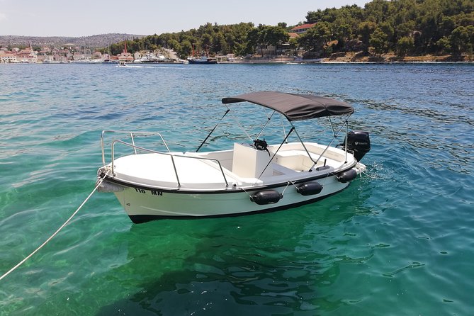 Explore the West coast of the island Brac by BETINA boat - Cruising Brac’s west coast: bays, coves, and why the route matters