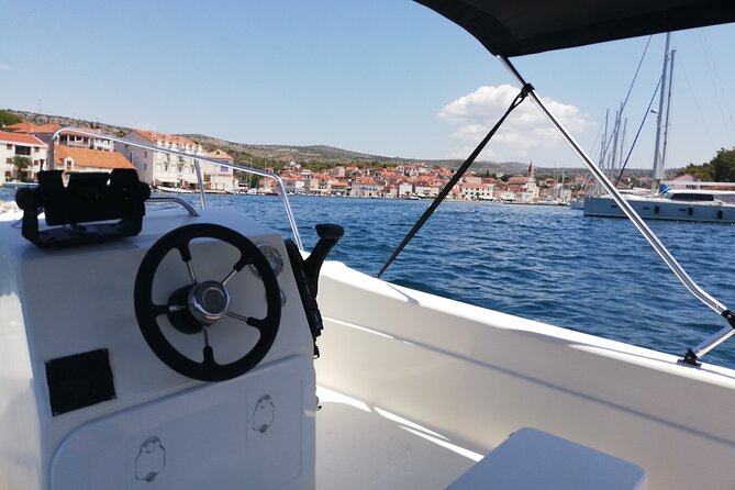 Explore the West coast of the island Brac by BETINA boat - Sutivan: village atmosphere, easy boat access, and mooring-friendly breaks