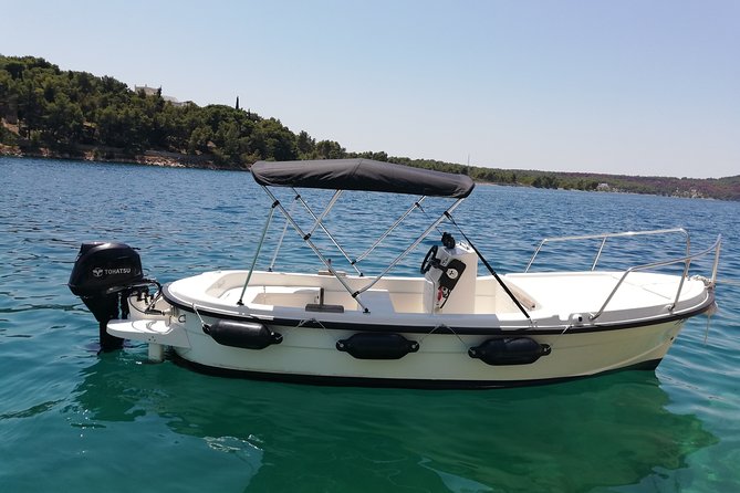 Explore the West coast of the island Brac by BETINA boat - Price and what the $252.31 group rate really buys