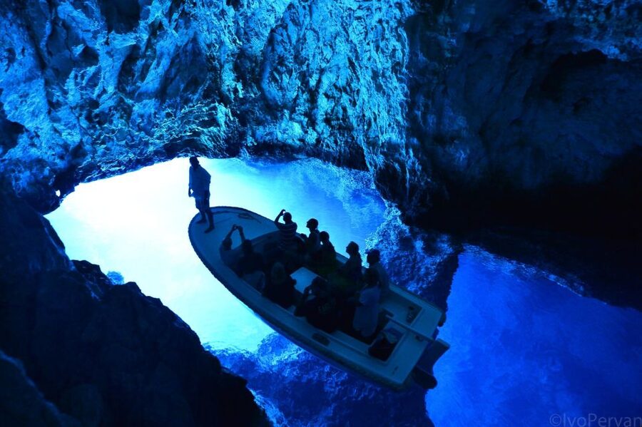 From Hvar: Blue and Green Cave Day Tour - Green Cave on Ravnik Island: emerald glow, snorkeling time, and guided context
