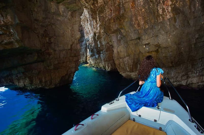 From Hvar: Blue Cave and Pakleni Islands Group Tour - Pakleni Islands and Palmizana: the best place to slow down