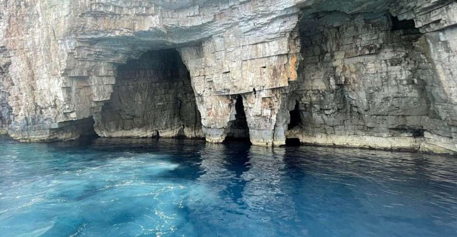 From Hvar: Blue Cave, Green Cave & 5 Islands Speedboat Tour - From Hvar meeting point to first swim: your day starts early