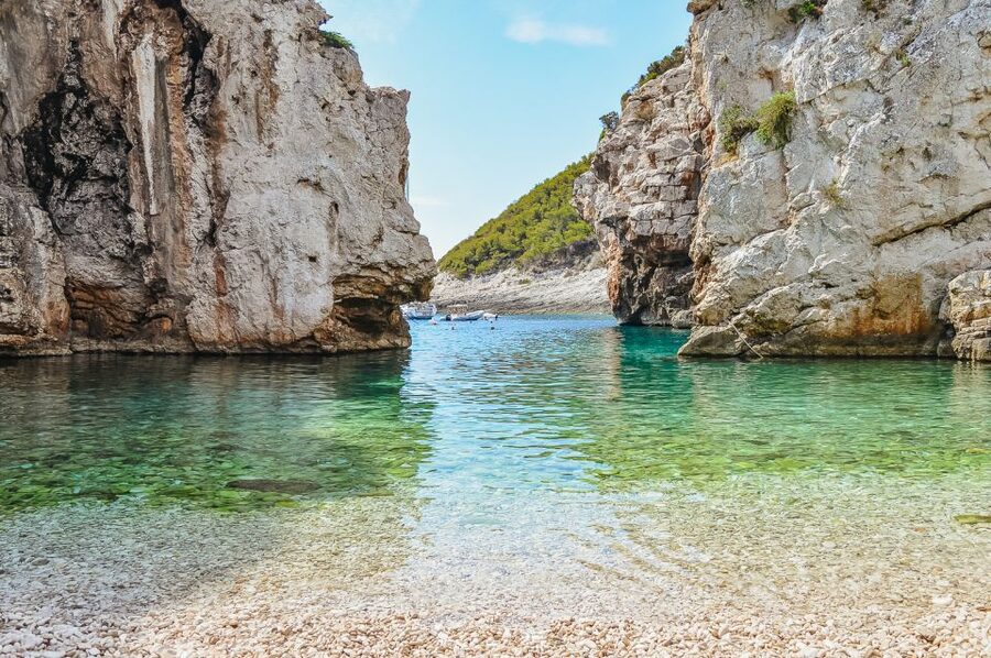 From Hvar: Vis Island and Blue Cave Speedboat Tour - Lunch on the water route: plan for own-expense meals