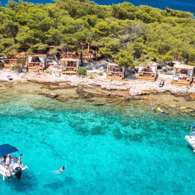 From Makarska:Hvar and Brač Island : Day Tour with speedboat - Cliff Jumps at Mala Stiniva: Fun, Framing, and a Real Safety Mindset