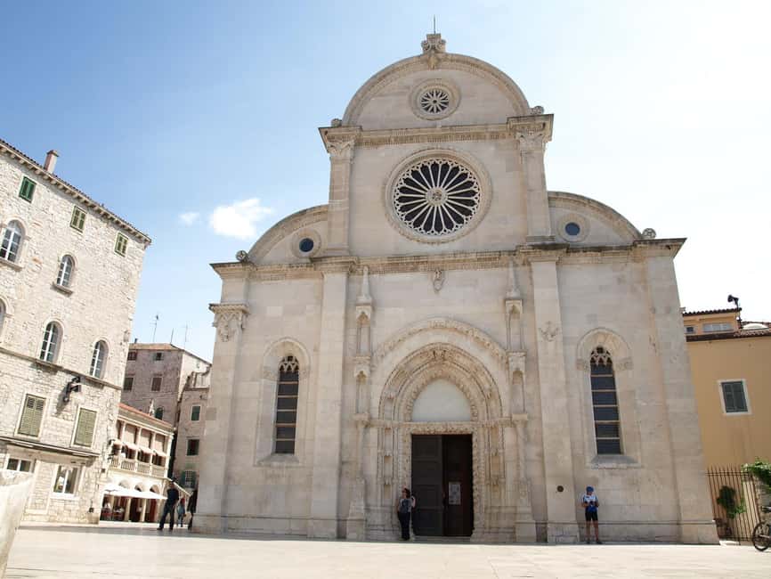 From Makarska: Krka Waterfalls & Šibenik Day Trip - Šibenik old town: 1.5 hours that feels like a real city visit