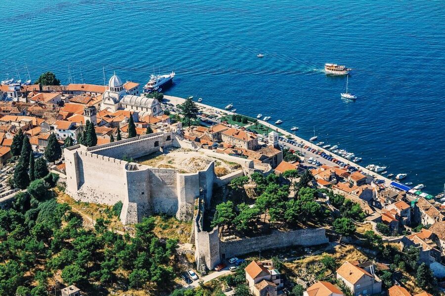 From Sinj: 1.5-Hour Private Flight over Kornati & Šibenik - When weather changes the plan, you still can make it work