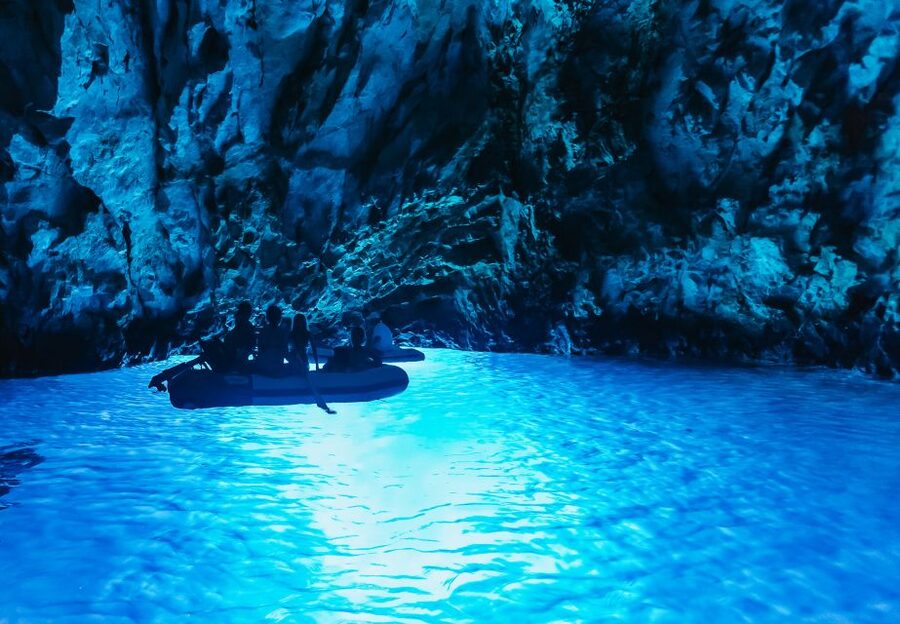 From Split: Blue Cave & 5 Islands with Vis & Hvar Boat Tour - The 5 islands and Blue Cave: what each stop is really like