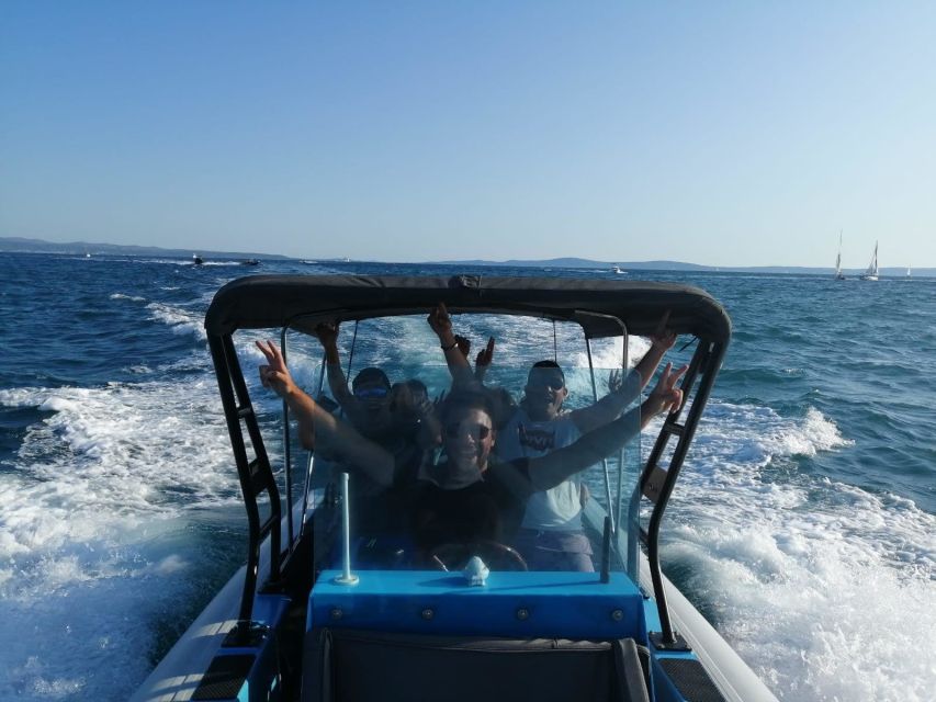 From Split: Blue Cave and 5 islands-Day Tour - Stiniva Cove on Vis: small beach, big views, and a strict 15-minute window