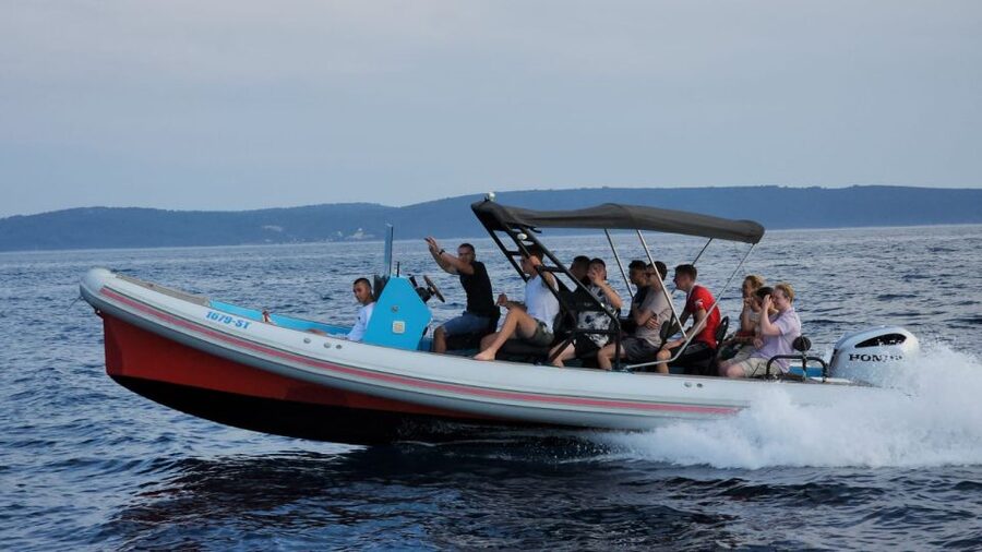 From Split: Blue Cave and 5 islands-Day Tour - Hvar City and Fortica Fortress: how to use 1.5 hours wisely