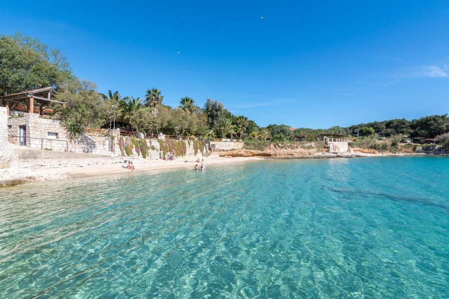 From Split, Croatia: Blue Cave & Hvar 5 Islands tour - Who should book this tour, and who should skip it