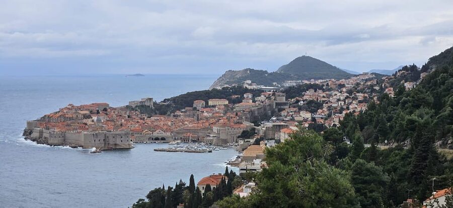 From Split: Dubrovnik Day Trip incl. Stop in Ston - From Split to Dubrovnik, You Get the Best “In-Between”