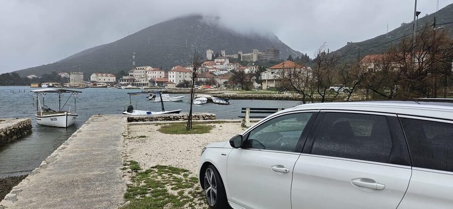 From Split: Dubrovnik Day Trip incl. Stop in Ston - Entering Dubrovnik’s Old Town, Stradun and the Big Landmarks