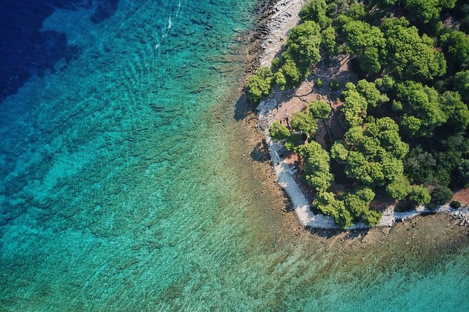 From Split: Half-Day Blue Lagoon and 3 Islands Boat Tour - Blue Lagoon Bay: how to make the most of 1 hour 30 minutes